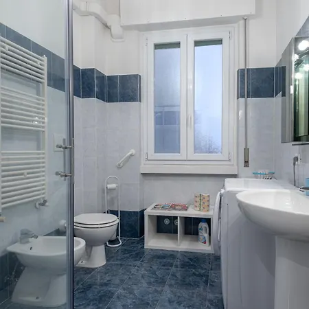 Comfortable 10 Minutes From Center Appartamento Firenze